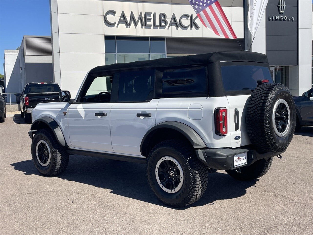 2021 Ford Bronco Badlands photo 2