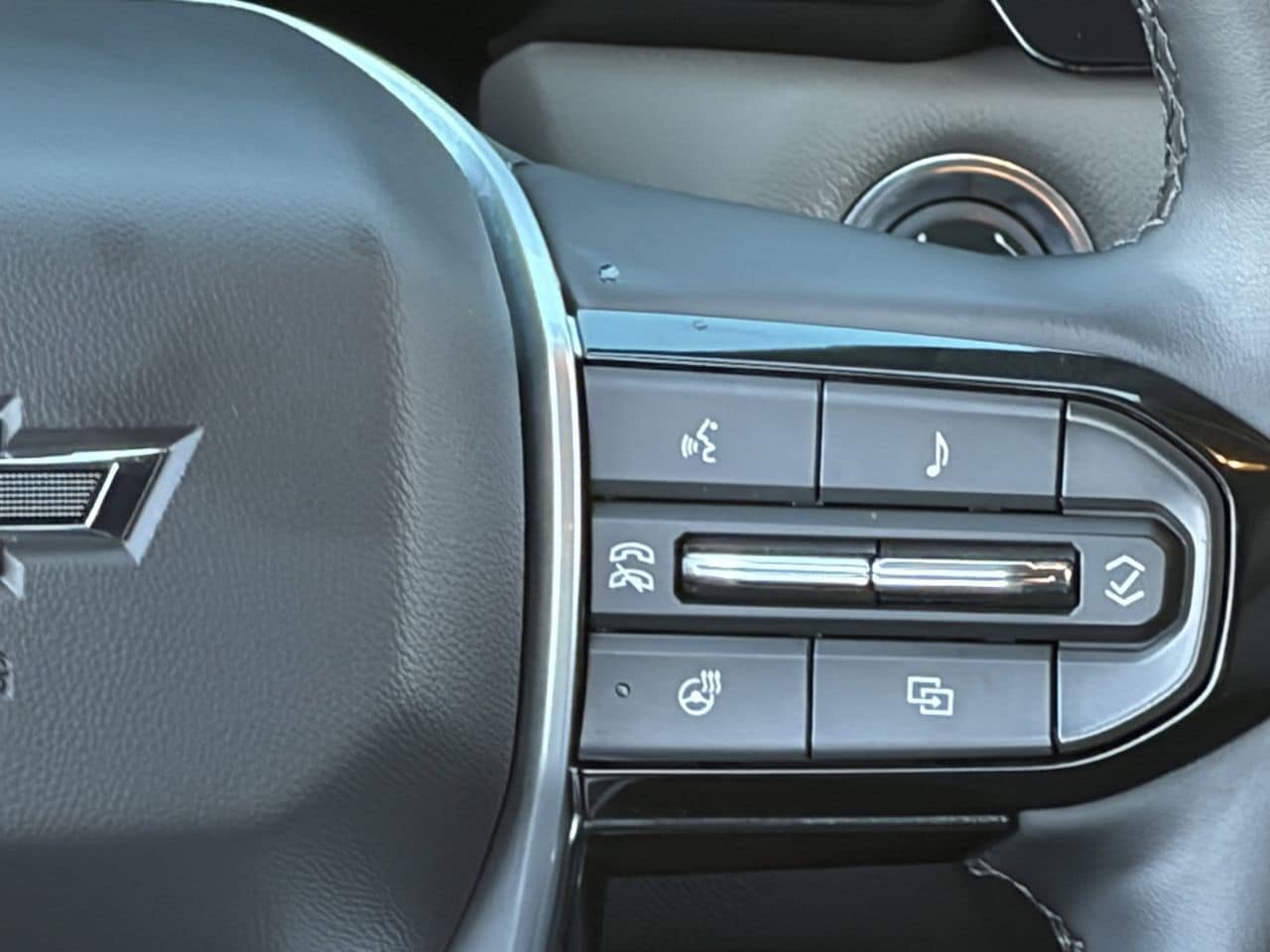2026 Chevrolet Colorado ZR2 - Photo 21