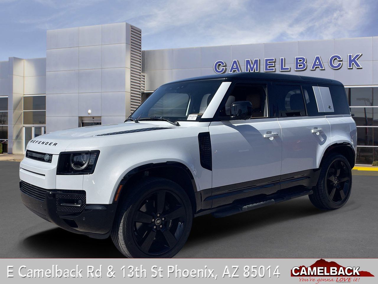 2023 Land Rover Defender V8