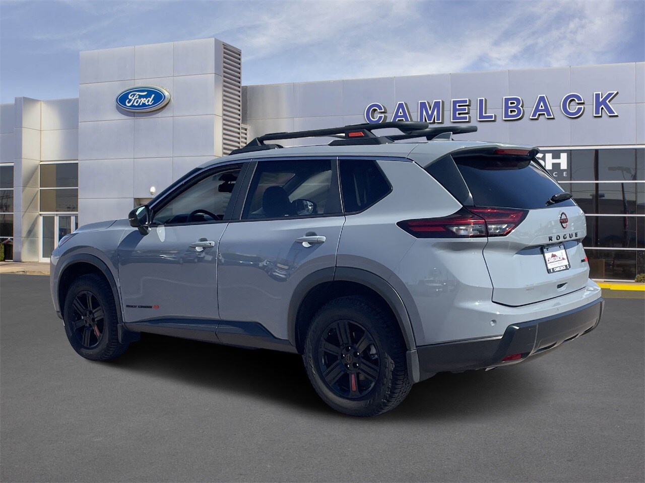 2025 Nissan Rogue SV photo 2