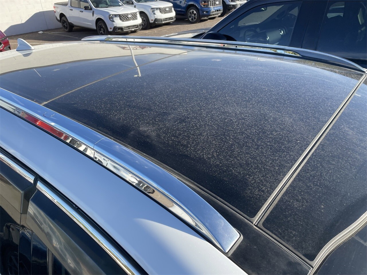 2018 Kia Sorento SX Limited photo 2