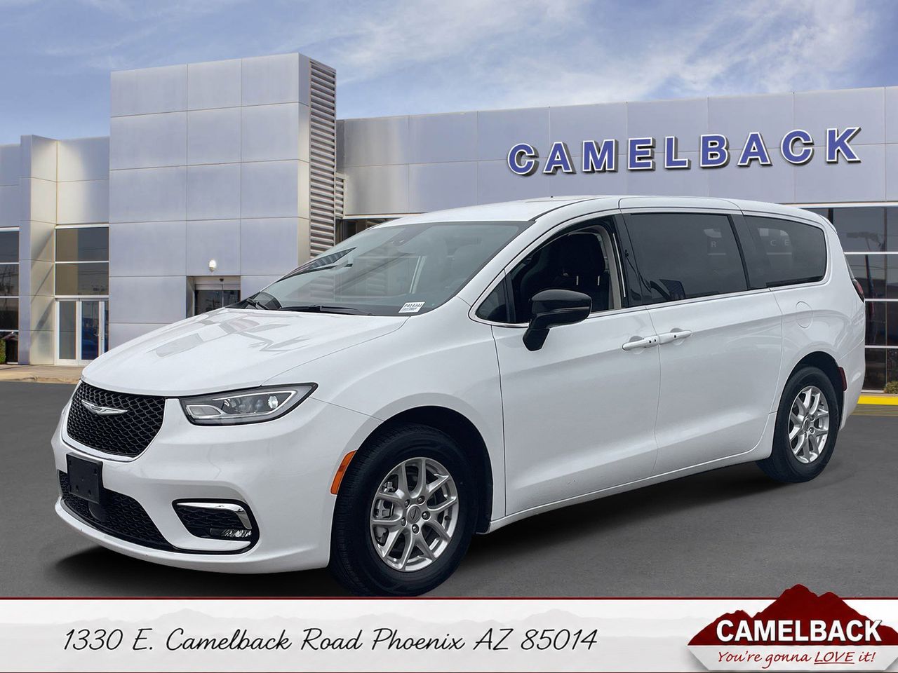 Bright White 2024 Chrysler Pacifica Touring L FWD Minivan Front-Wheel Drive 9-Speed Automatic
