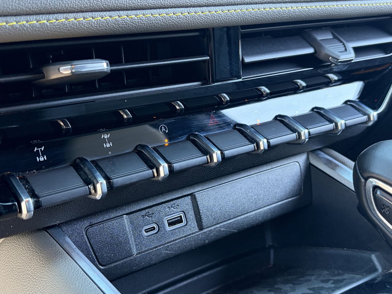 2026 Chevrolet Colorado ZR2 - Photo 28