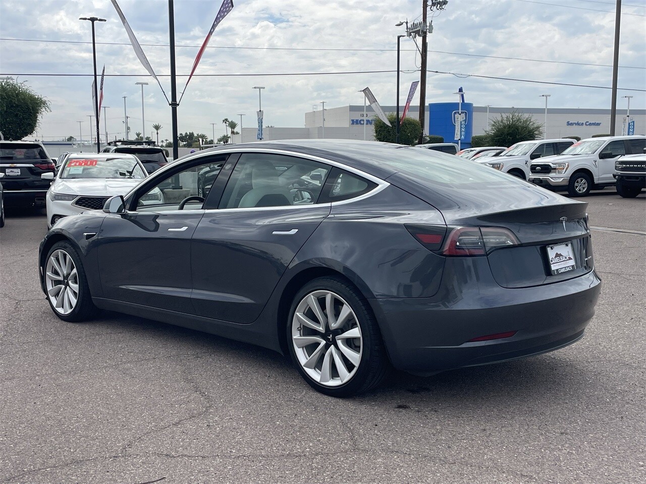 2019 Tesla Model 3 Long Range photo 3