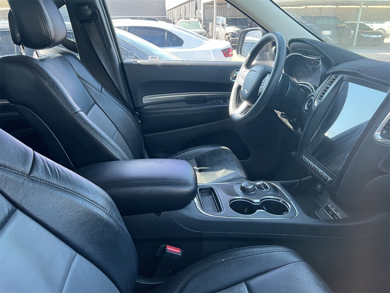 2015 Dodge Durango SXT photo 2