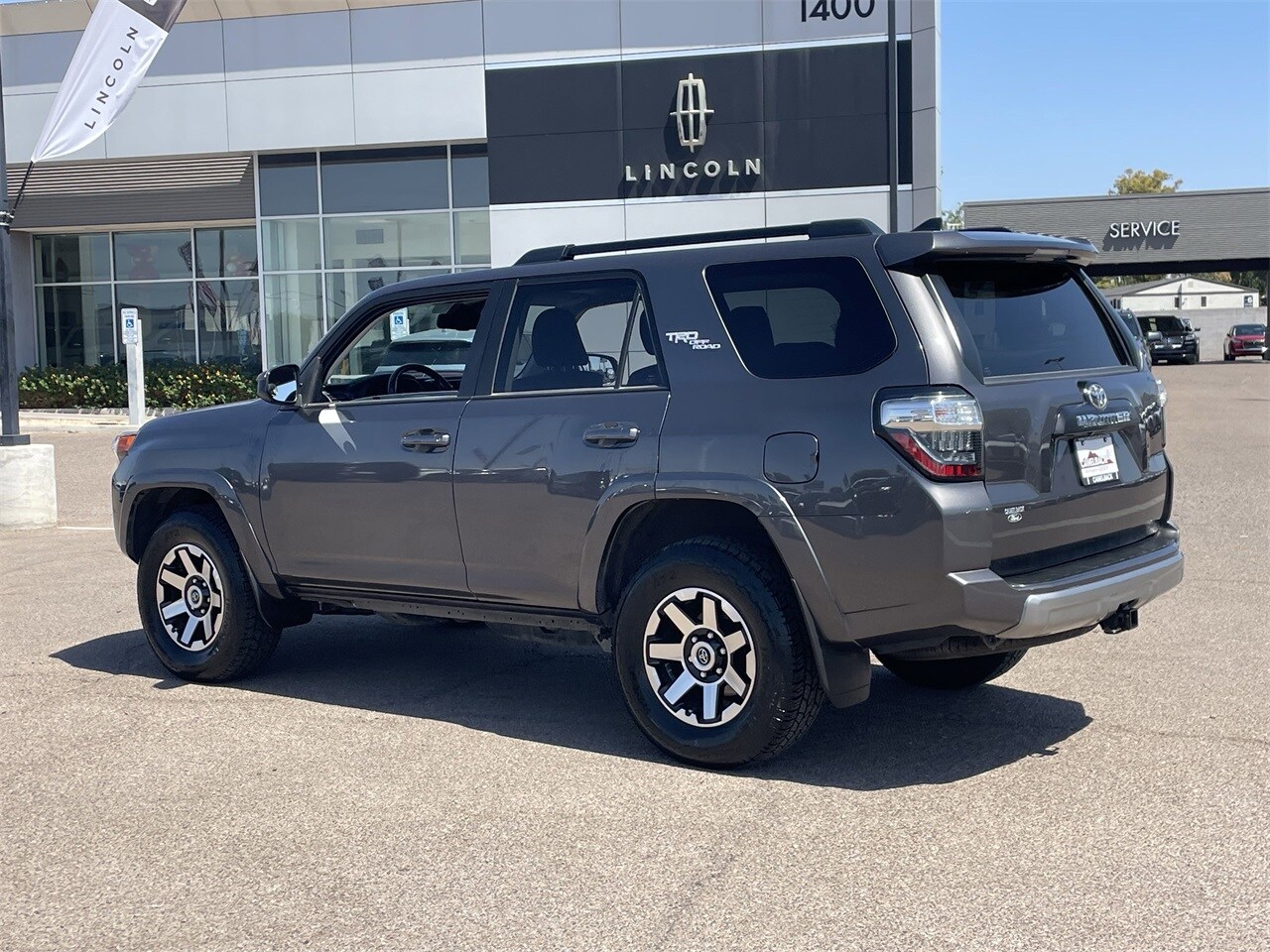 2021 Toyota 4Runner TRD Off-Road photo 3