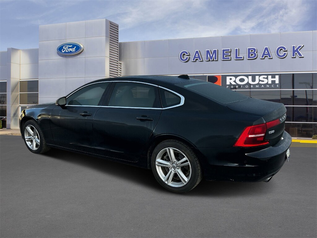 Used 2018 Volvo S90 T5 Momentum Sedan