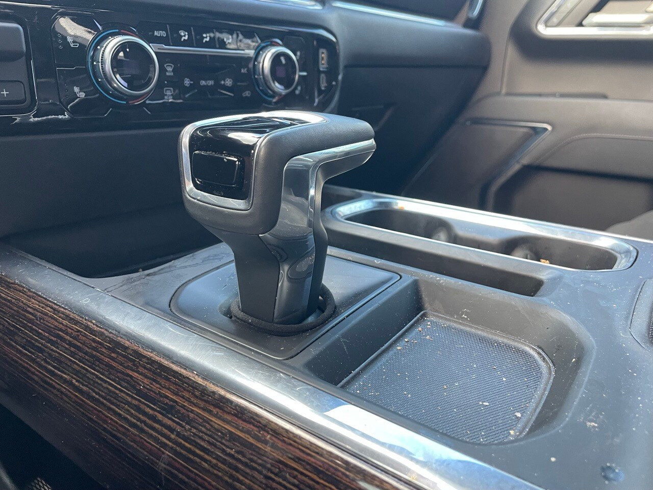 2024 Gmc Sierra 1500 Elevation photo 3