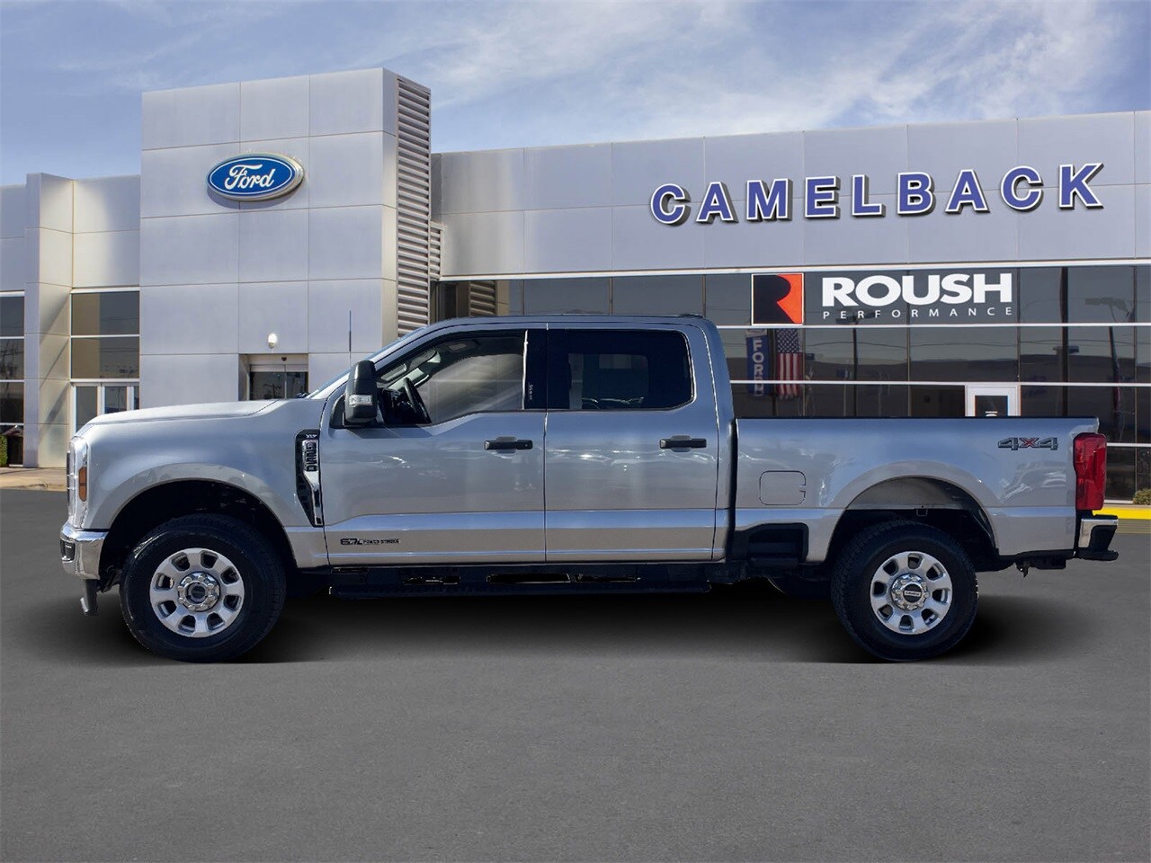 2024 Ford F-250 XLT photo 2