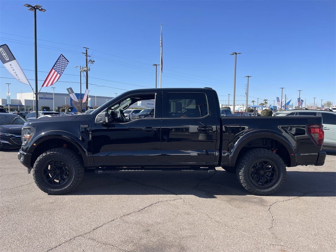 2025 Ford F-150 XLT photo 3