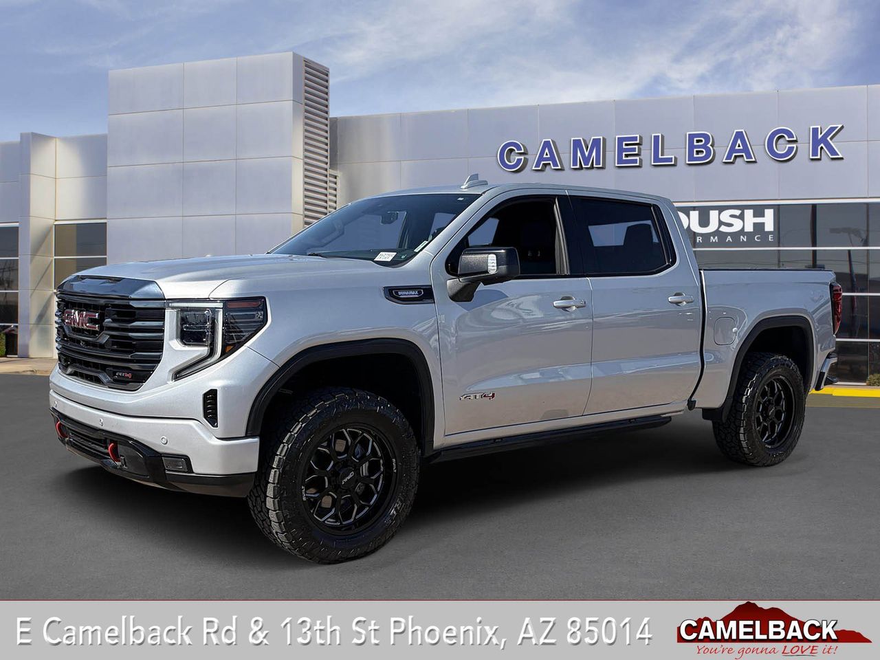 2022 GMC Sierra 4WD Crew Cab Short Box AT4's photo