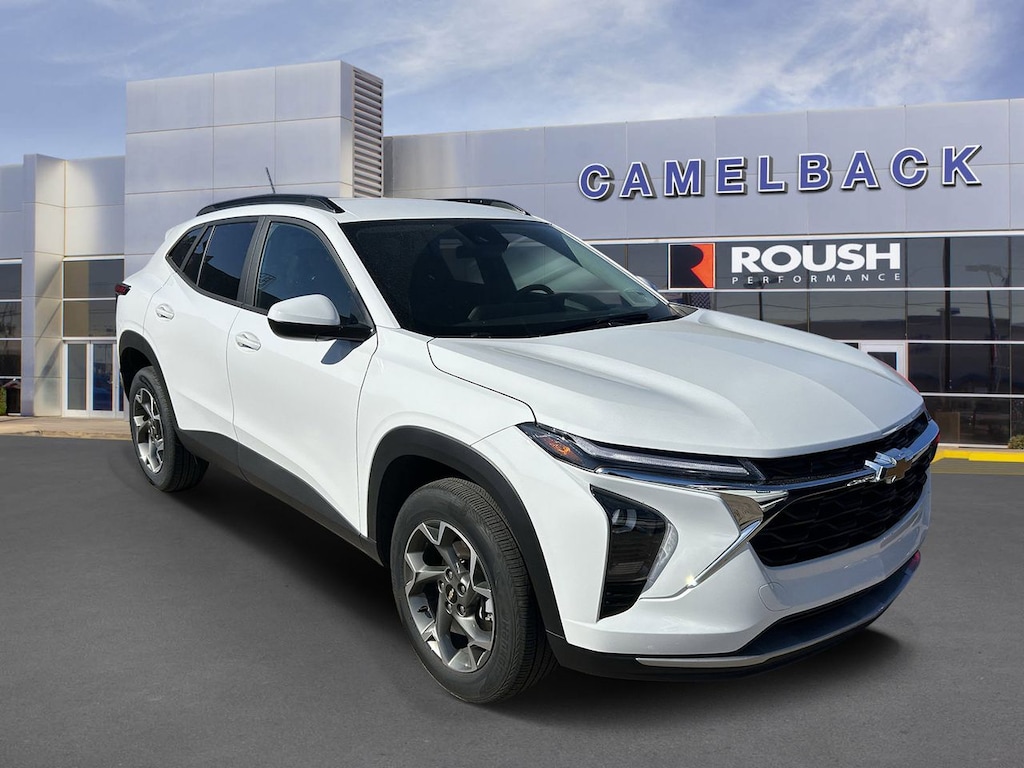 Used 2025 Chevrolet Trax LT SUV