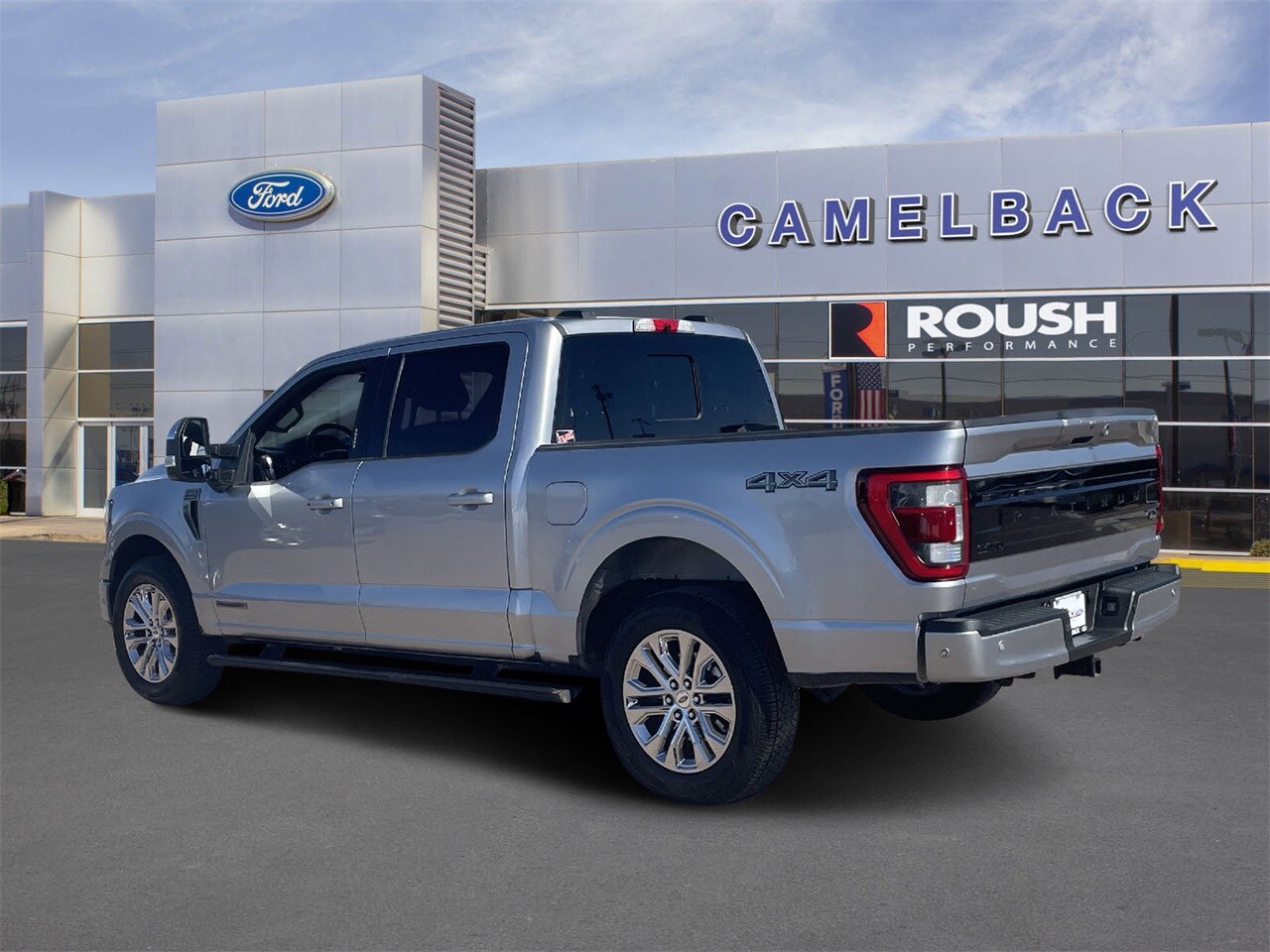 2022 Ford F-150 Platinum photo 2