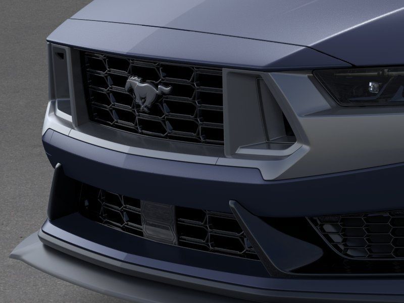 2025 Ford Mustang Dark Horse - Photo 17