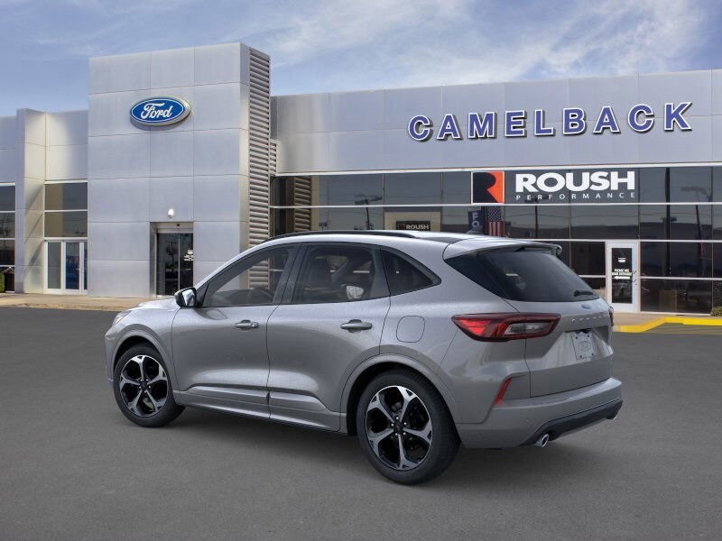 2024 Ford Escape ST-Line Elite photo 3