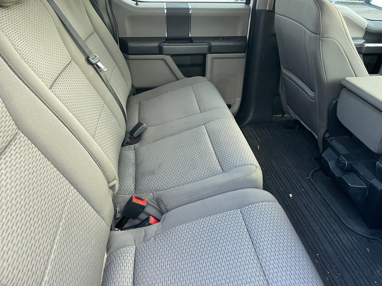 2022 Ford F-350 XLT photo 4
