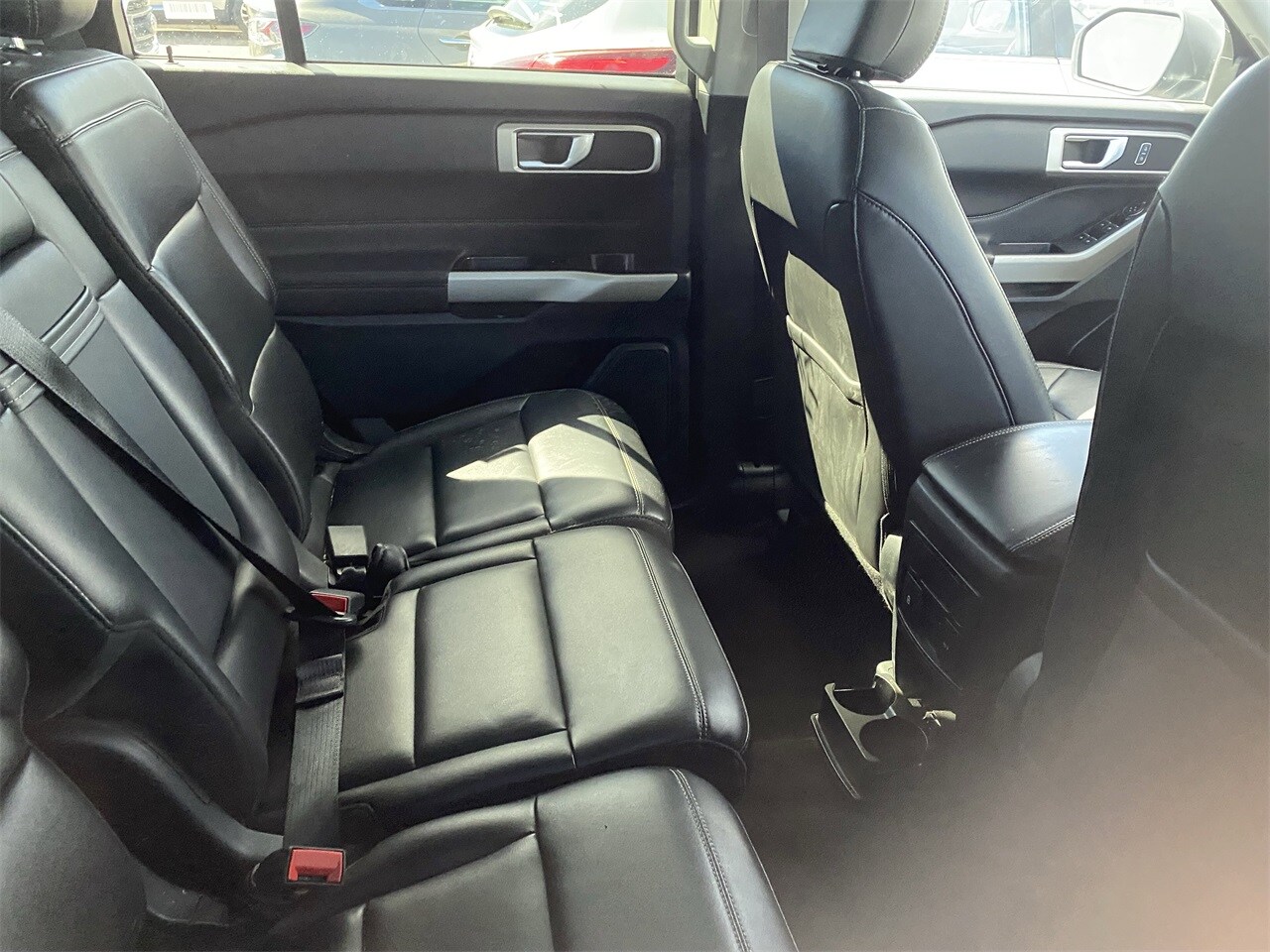 2024 Ford Explorer XLT photo 4