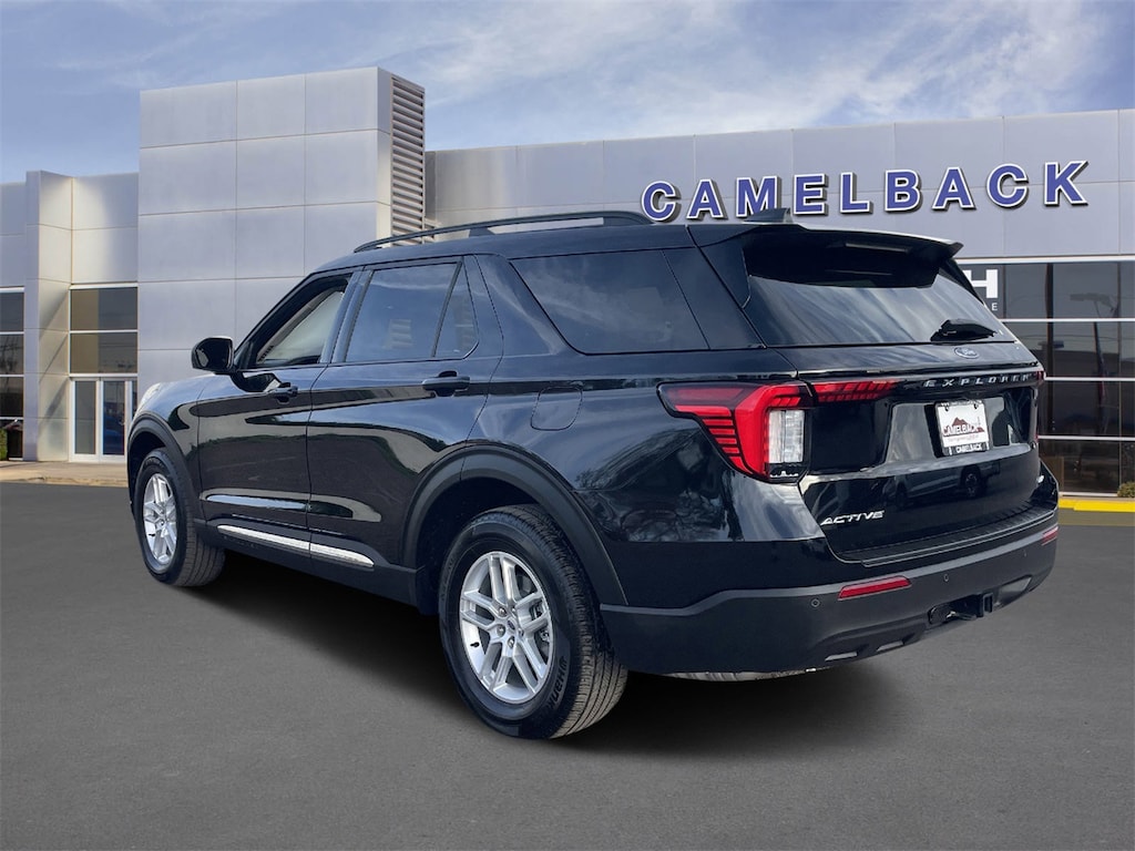 Used 2025 Ford Explorer Active SUV