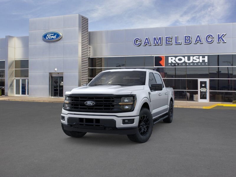 2025 Ford F-150 XLT photo 2