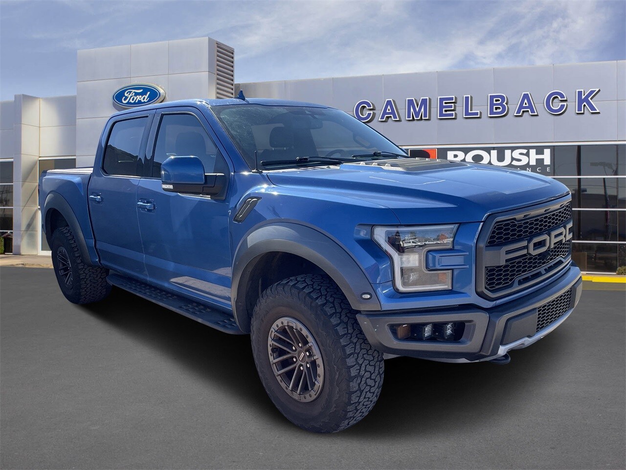 2019 Ford F-150 Raptor photo 2
