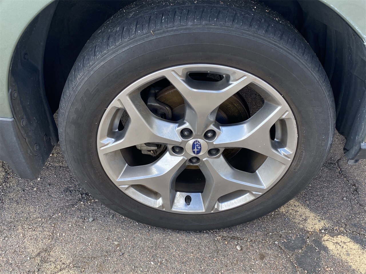 2017 Subaru Forester 2.5i Touring photo 2
