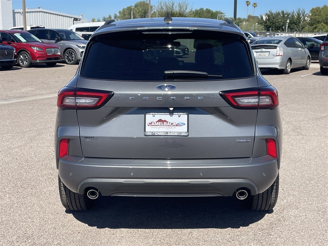 2024 Ford Escape ST-Line Elite photo 3