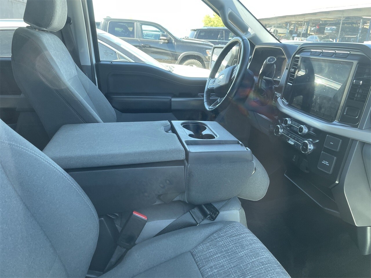 2022 Ford F-150 XLT photo 4
