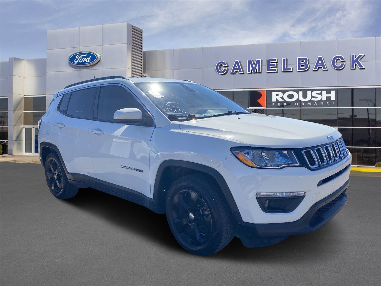 2019 Jeep Compass Latitude photo 2