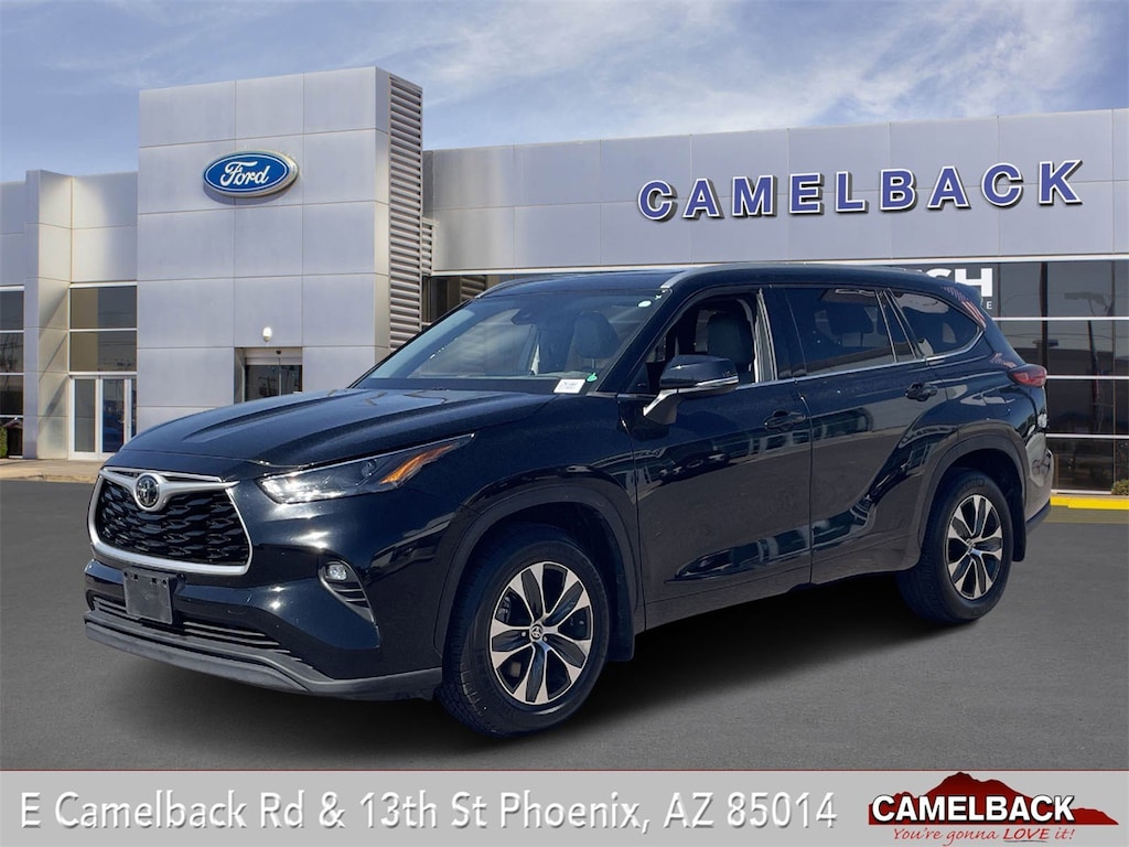 Used 2022 Toyota Highlander XLE SUV