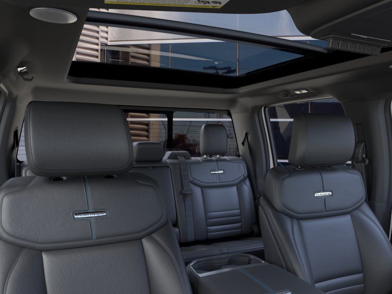 2026 Ford F-350 Super Duty Platinum - Photo 22