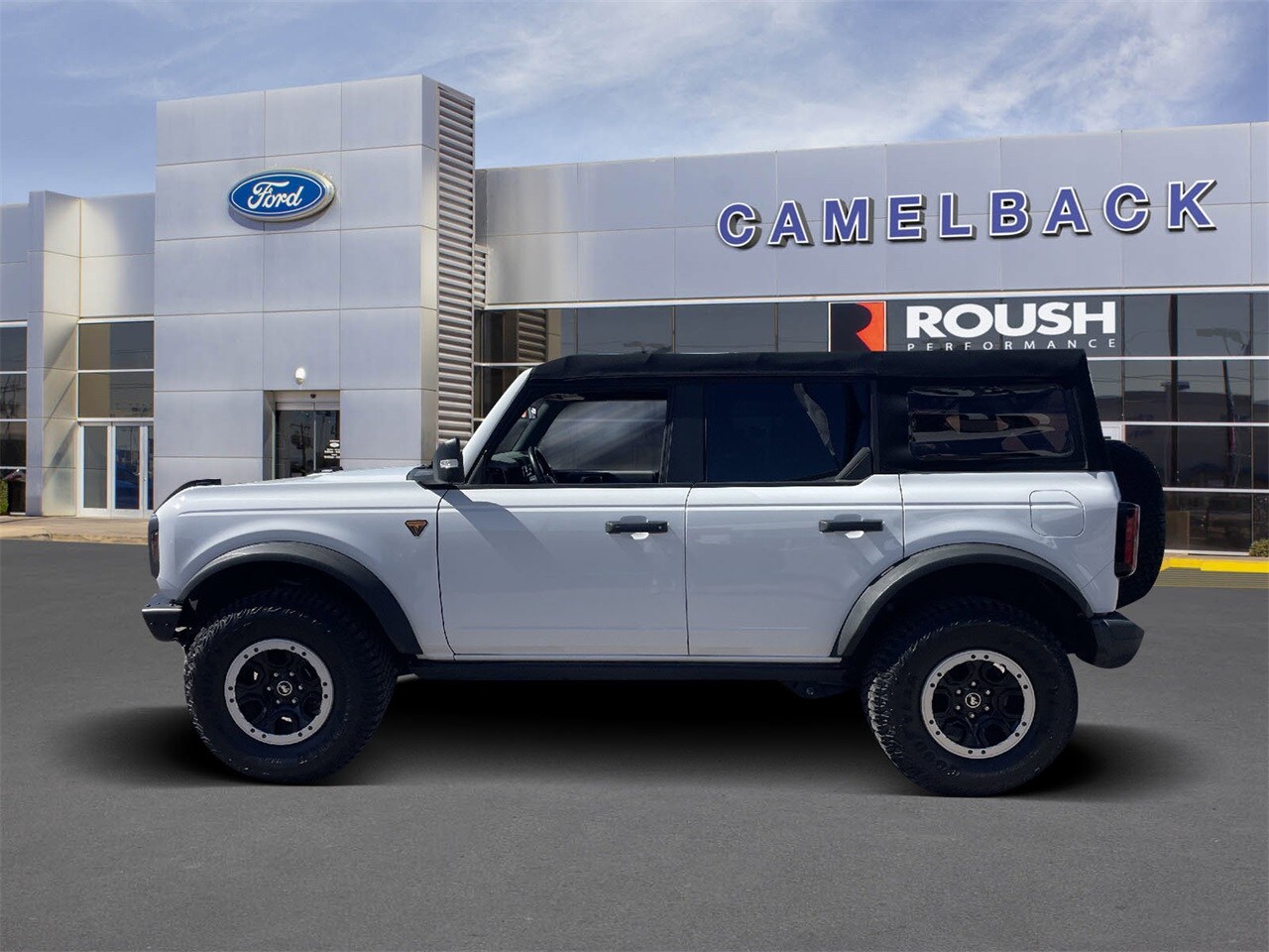 2021 Ford Bronco Badlands photo 2