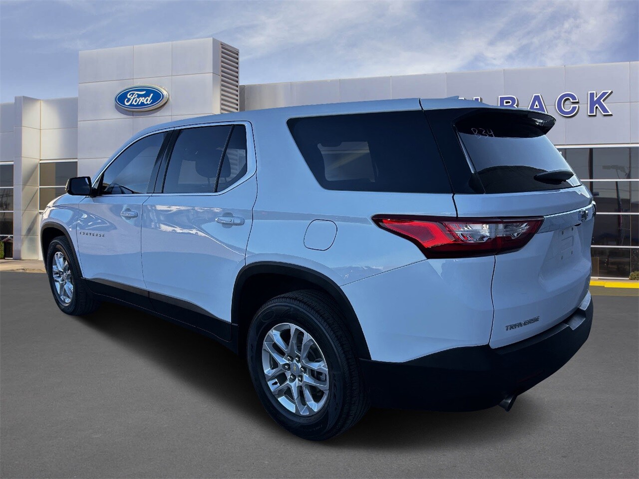 2020 Chevrolet Traverse LS photo 4