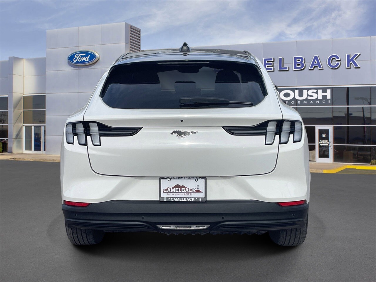 2025 Ford Mustang Mach-E Premium photo 3