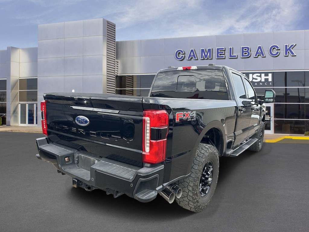 Used 2023 Ford F-250 XLT Truck Crew Cab
