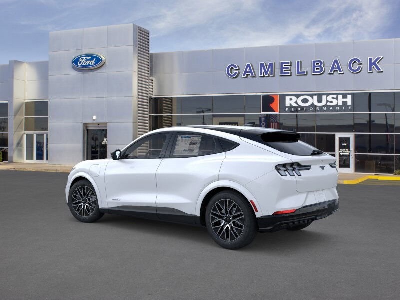 2025 Ford Mustang Mach-E Premium photo 3
