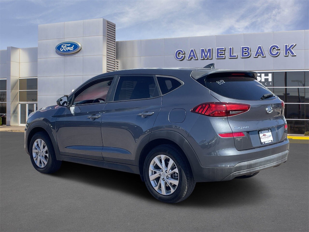 2019 Hyundai Tucson SE photo 2