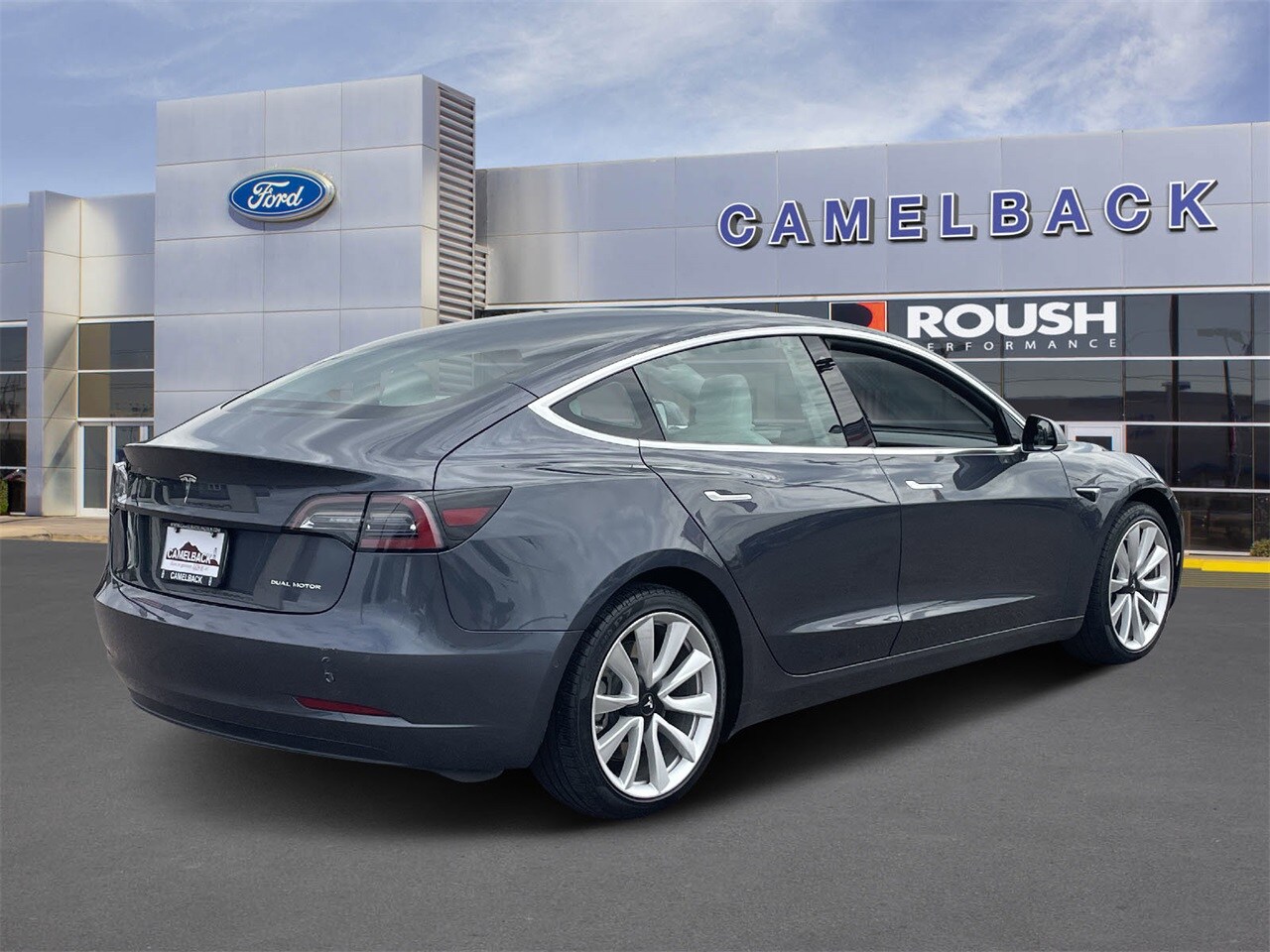 2019 Tesla Model 3 Long Range photo 4
