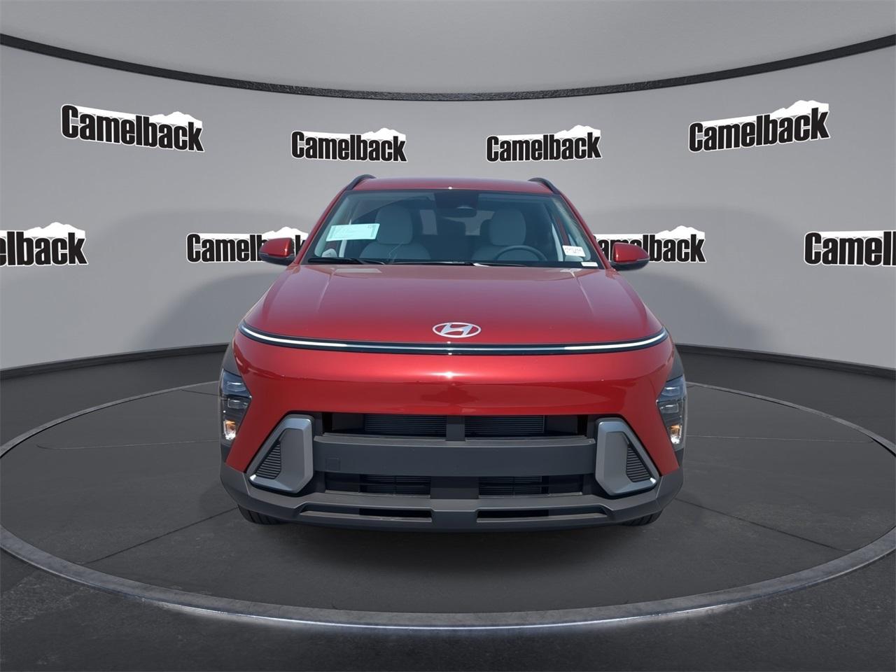 2025 Hyundai Kona SEL photo 2