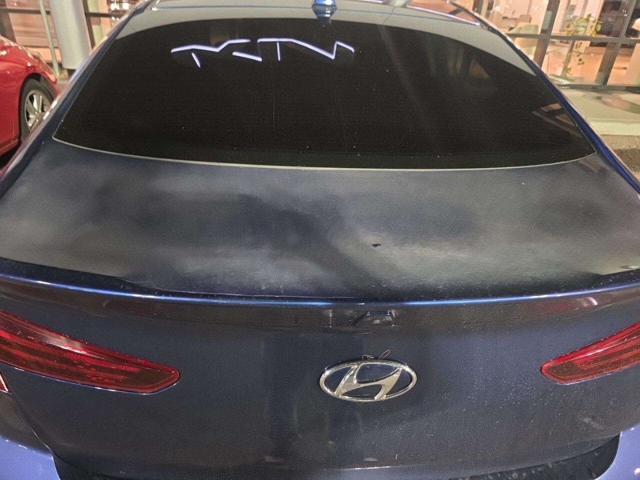 2020 Hyundai Elantra SEL photo 4