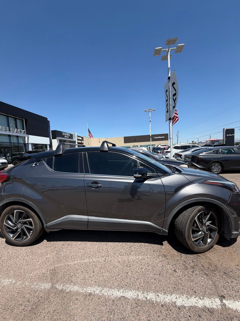 2021 Toyota C-HR Limited's photo
