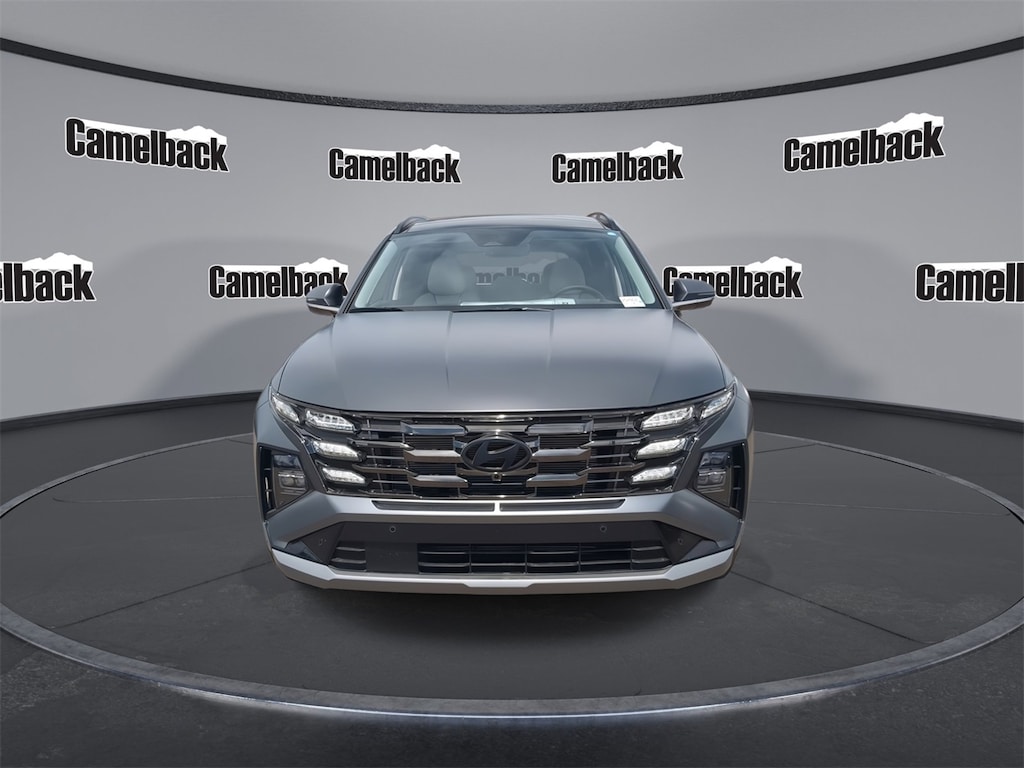 New 2025 Hyundai Tucson Limited FWD SUV