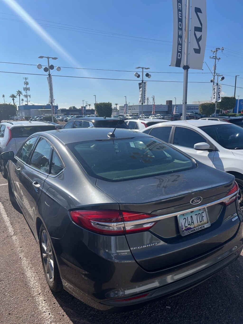 Used 2017 Ford Fusion SE Sedan