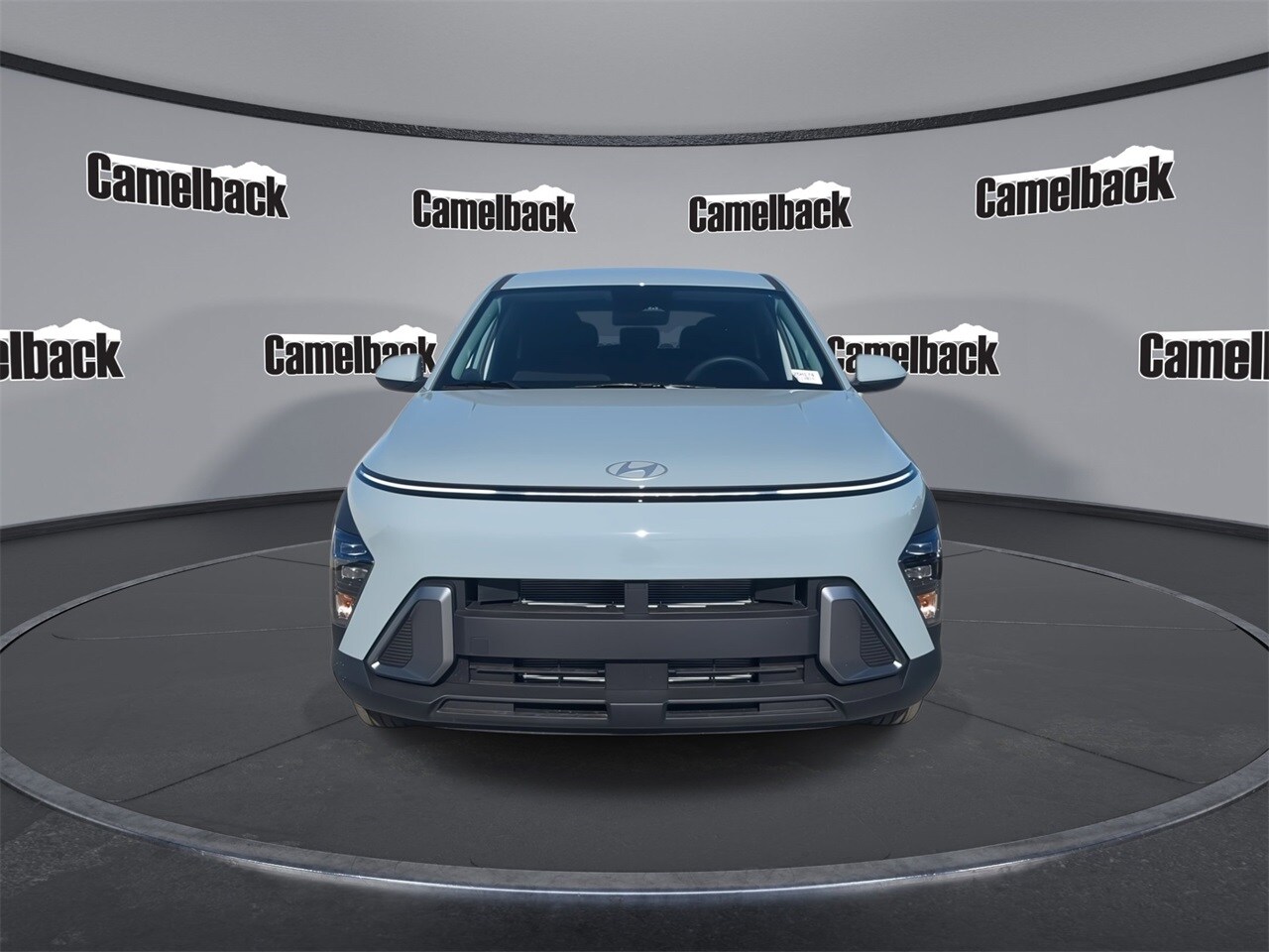 2026 Hyundai Kona SE photo 2