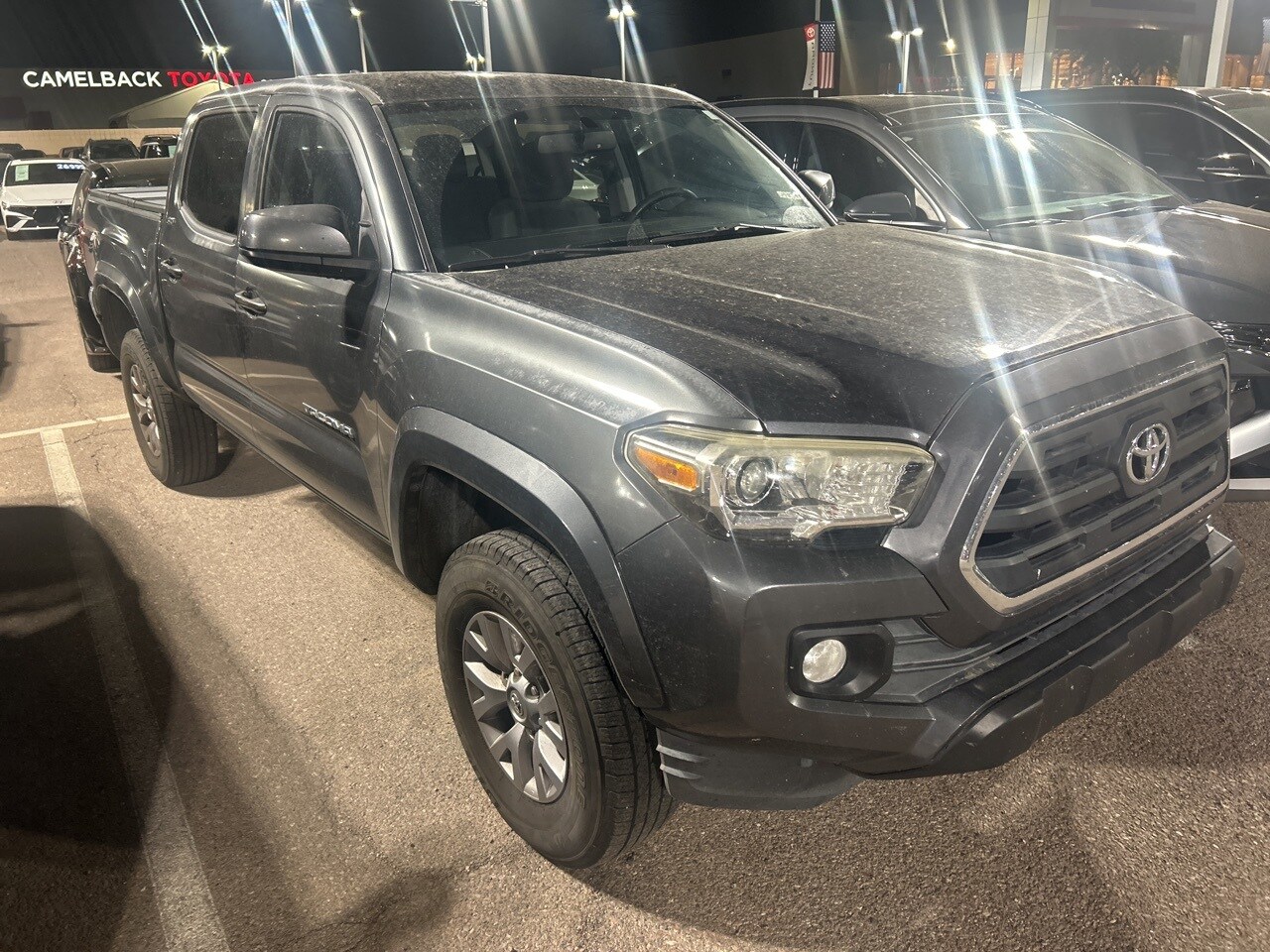 2016 Toyota Tacoma SR5 photo 2