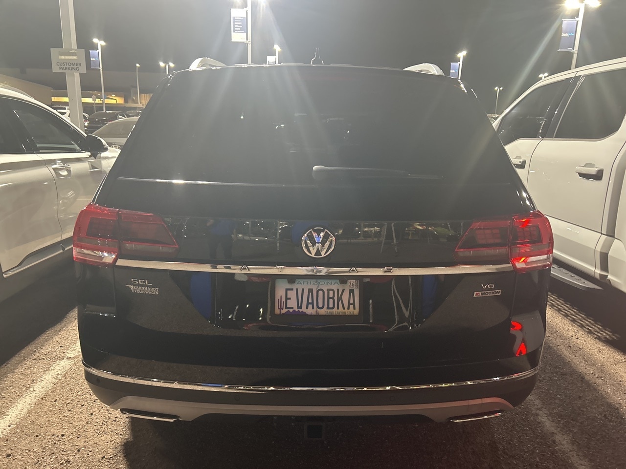 2020 Volkswagen Atlas SEL photo 3
