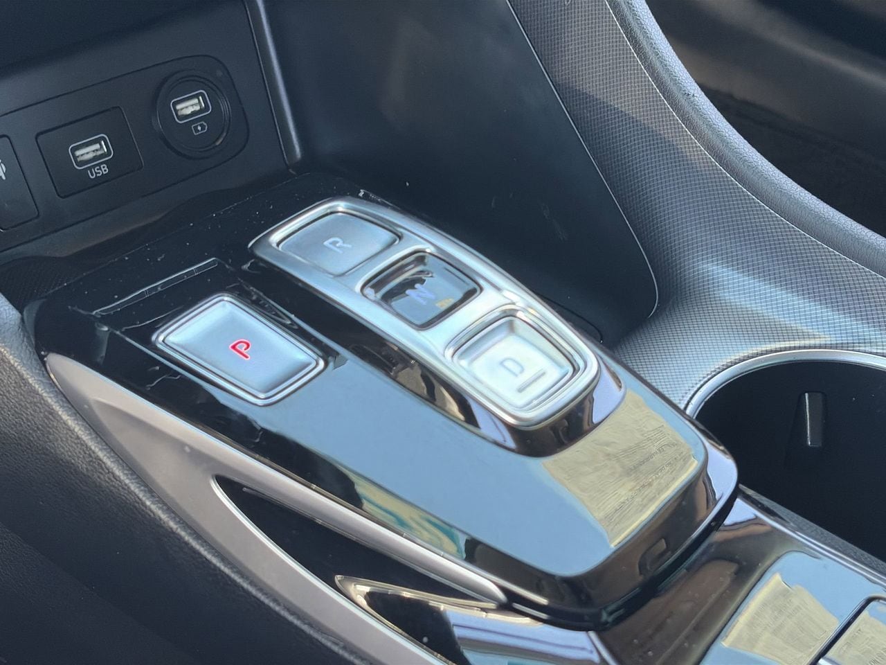 Certified Used 2023  Hyundai SEL image 29