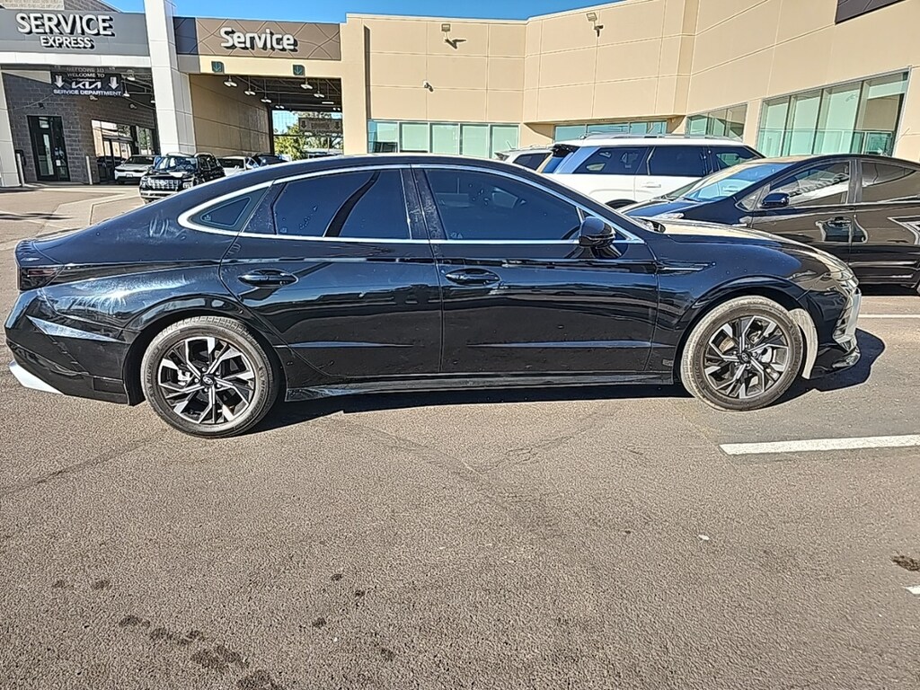 Used 2024 Hyundai Sonata SEL Sedan