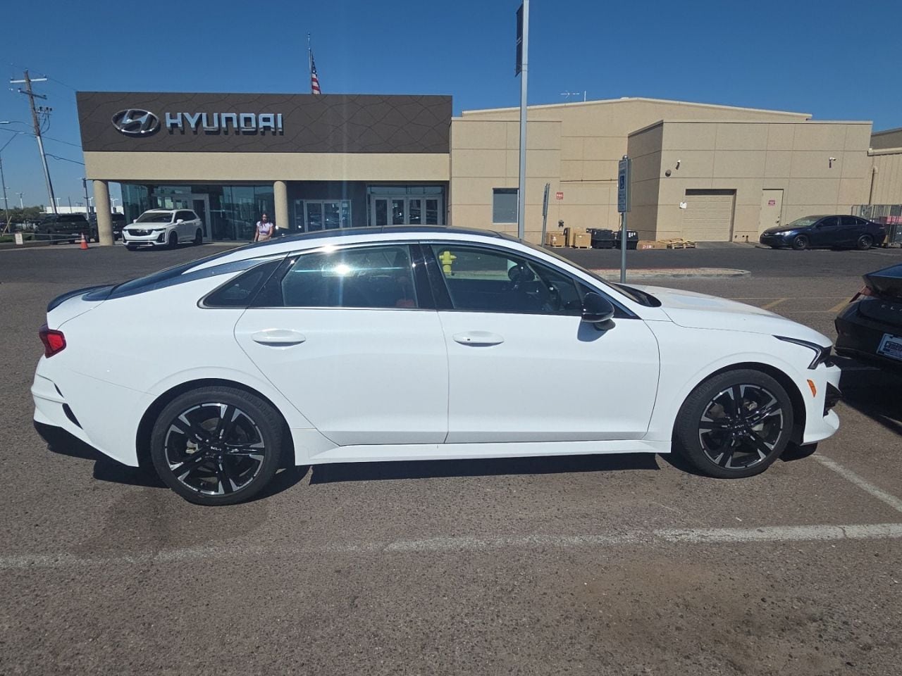 2023 Kia Optima GT-Line FWD's photo