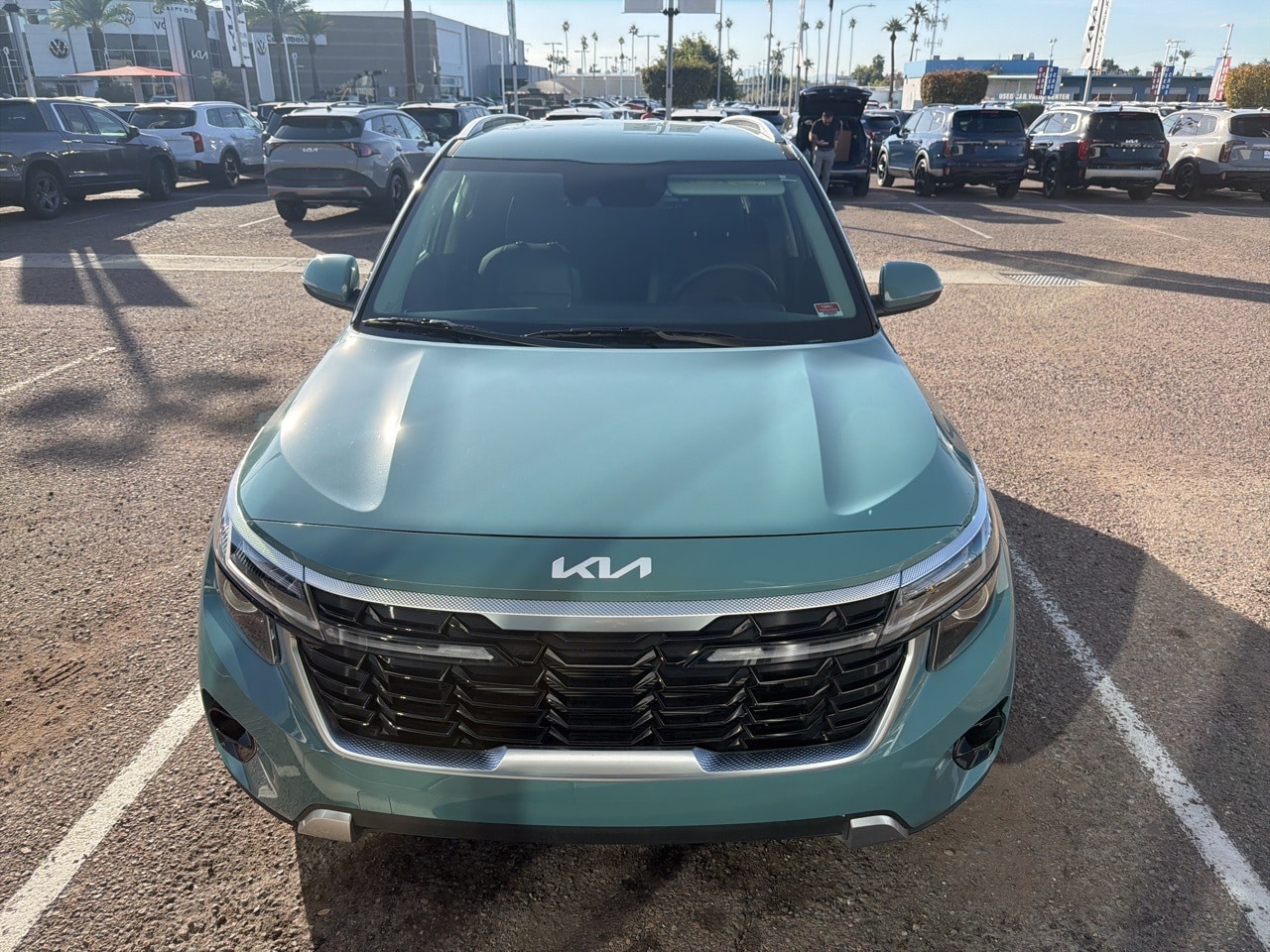 2024 Kia Seltos EX's photo