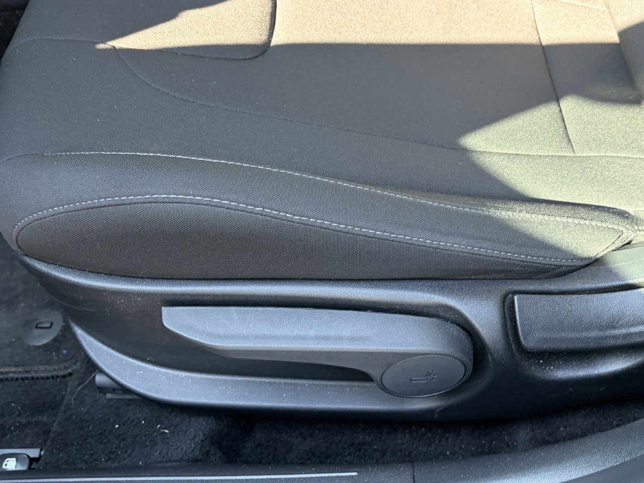 2024 Hyundai Elantra SEL - Photo 7